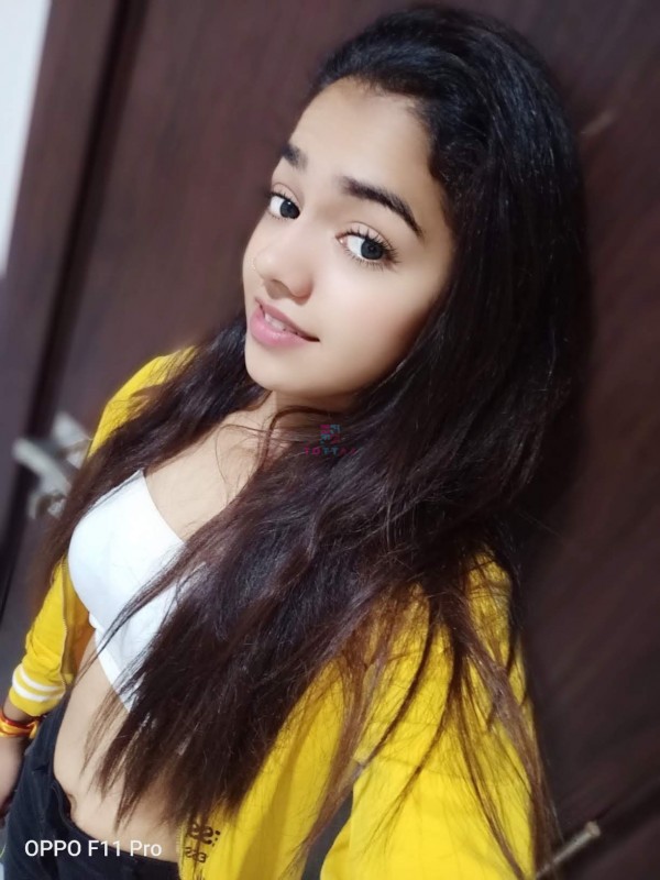 female Call Girls in Noida