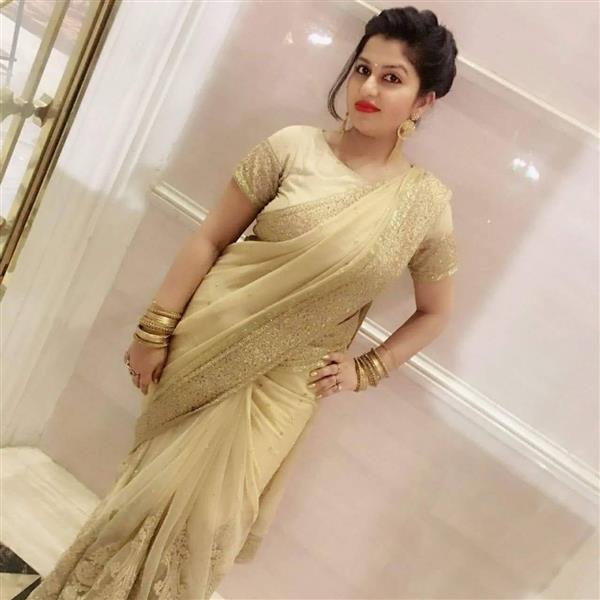 high profile Call Girls in Noida